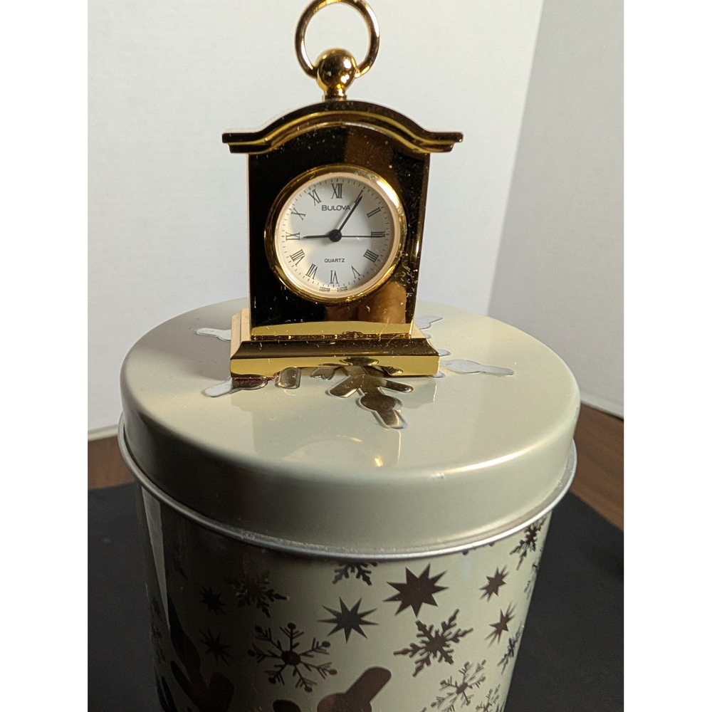 Vintage Bulova Mini Clock 1988 2 1/4" Tall B0506
